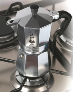 Bialetti Moka Express - 3 Tassen Espressokocher -Philips Haushaltsgeräte Verkaufsgeschäft 0ddf7688fff590de75c51e35a988f917