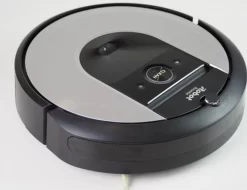 IRobot Roomba I7+ Saugroboter 90 Min Ladezeit 75 Min Laufzeit 0,4 Liter Schwarz -Philips Haushaltsgeräte Verkaufsgeschäft 16a4c49753a804d688c2e9c0941422e2