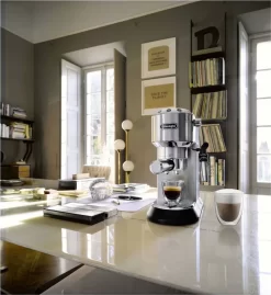 De'Longhi DeLonghi EC685.M Dedica Style Siebträger Espressomaschine Silber -Philips Haushaltsgeräte Verkaufsgeschäft 2d949ec0361546c54a9ac13be8565d3d