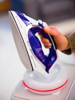 Russell Hobbs 23300-56 SupremeCordless Dampfbügeleisen -Philips Haushaltsgeräte Verkaufsgeschäft 427069eda035aeca77d9940cfc7e395a