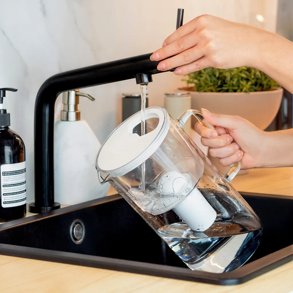 Wessper Glas Wasserfilter 2,5 L Mit 10 Filterkartuschen, Kompatibel Mit Brita Classic-Weiß 3 Wessper Glas Wasserfilter 2,5 L Mit 10 Filterkartuschen, Kompatibel Mit Brita Classic-Weiß – Bild 3