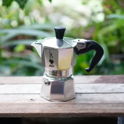 Bialetti Moka Express - 3 Tassen Espressokocher -Philips Haushaltsgeräte Verkaufsgeschäft 5b133ad64b9b939ba6af9a20f5f23e08