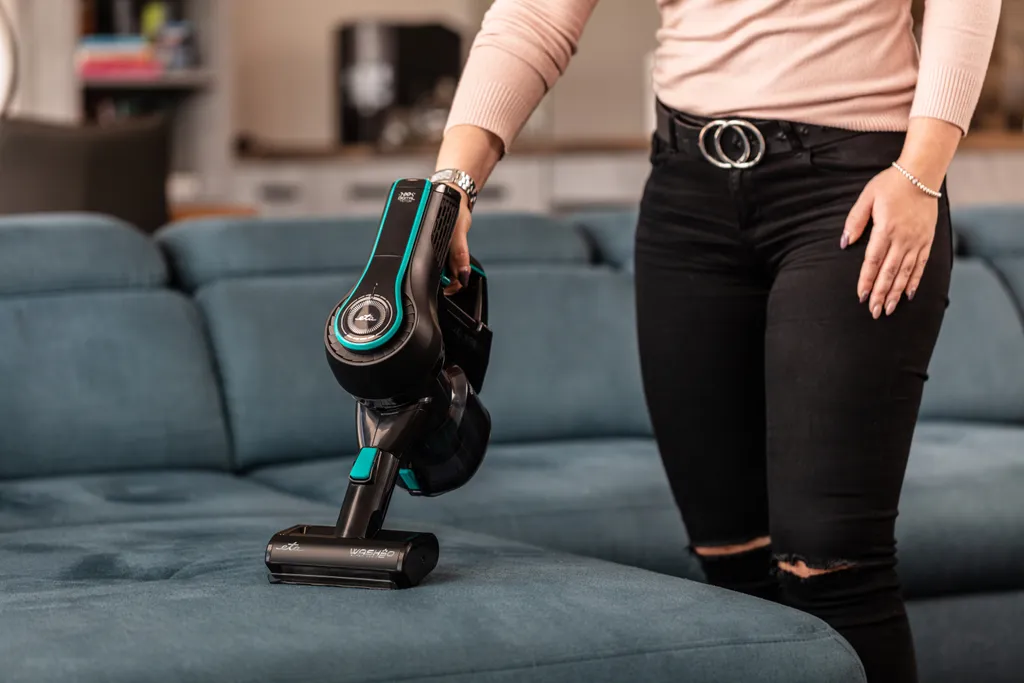 ETA SUPERSONIC WASH ETA523190000 Multifunktionaler Handstaubsauger, 135 W, 21,6 V Li-Ion-Akku, Digitalmotor, LED-Beleuchtung, HEPA-Filter, Saugt, Reinigt Tief, Trocknet, Wischt 16 ETA SUPERSONIC WASH ETA523190000 Multifunktionaler Handstaubsauger, 135 W, 21,6 V Li-Ion-Akku, Digitalmotor, LED-Beleuchtung, HEPA-Filter, Saugt, Reinigt Tief, Trocknet, Wischt – Bild 16