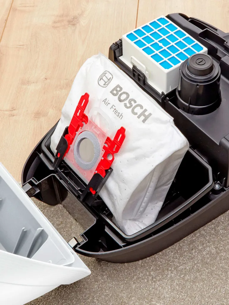 Bosch BGL6LHYG ProHygienic Bodenstaubsauger, Farbe:Weiß 19 Bosch BGL6LHYG ProHygienic Bodenstaubsauger, Farbe:Weiß – Bild 19