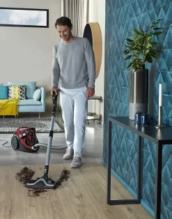 Rowenta RO7649 Silence Force Cyclonic Parkett | Beutelloser Staubsauger | Vacuum-Cleaner | Sehr Leise | 2,5L Staubvolumen | Tierhaar | Auto | Schwarz/Rot -Philips Haushaltsgeräte Verkaufsgeschäft 902d81067bc75ea6ba80adda8df19623