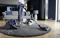 Rowenta RO7690 Silence Force Cyclonic Animal | Beutelloser Staubsauger | Vacuum-Cleaner | Sehr Leise | 2,5L Staubvolumen | Tierhaare | Auto | Schwarz/Blau 13 Rowenta RO7690 Silence Force Cyclonic Animal | Beutelloser Staubsauger | Vacuum-Cleaner | Sehr Leise | 2,5L Staubvolumen | Tierhaare | Auto | Schwarz/Blau -Philips Haushaltsgeräte Verkaufsgeschäft 92a81e4d6537bfa17e2fd2ea8369ad9f