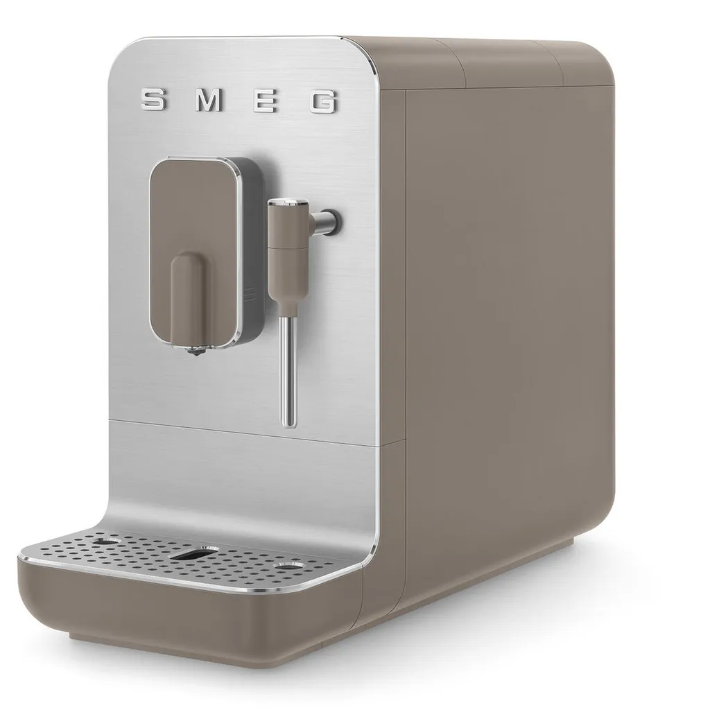 Smeg BCC02TPMEU Kompakte Kaffeevollautomat Mit Dampffunktion Taupe 1 Smeg BCC02TPMEU Kompakte Kaffeevollautomat Mit Dampffunktion Taupe